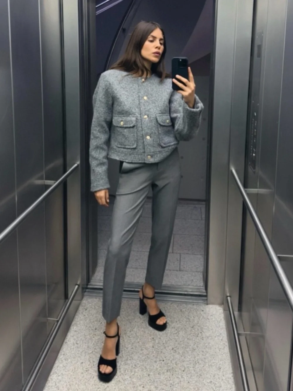 ZARA BLOGGER FAVORITE SHORT BOUCLÉ JACKET SIZE L - Picture 3 of 13